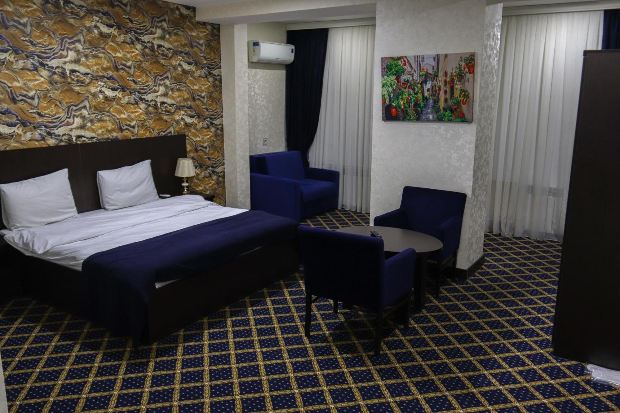 Kristal Inn Hotel Баку Экстерьер фото