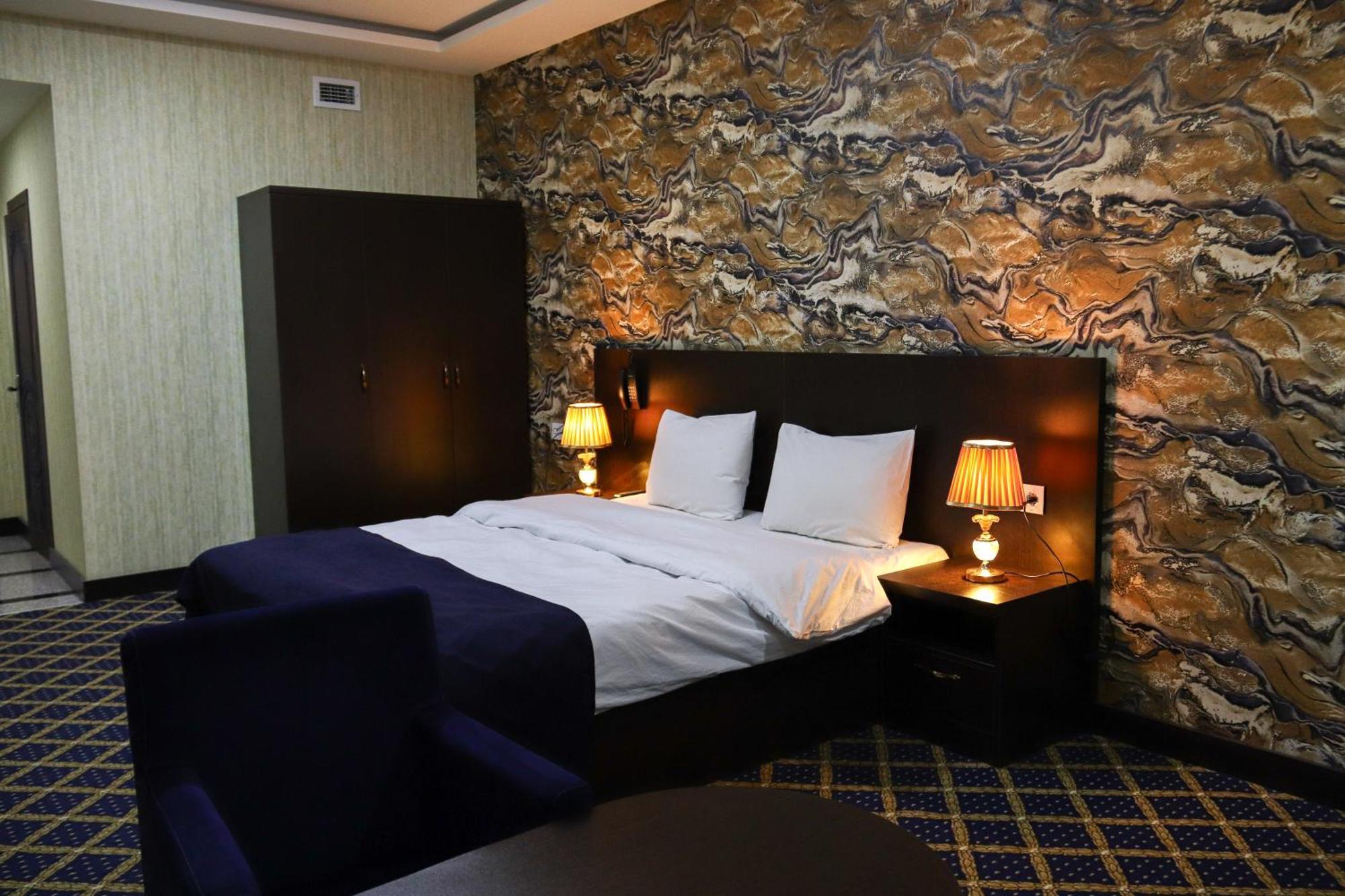 Kristal Inn Hotel Баку Экстерьер фото