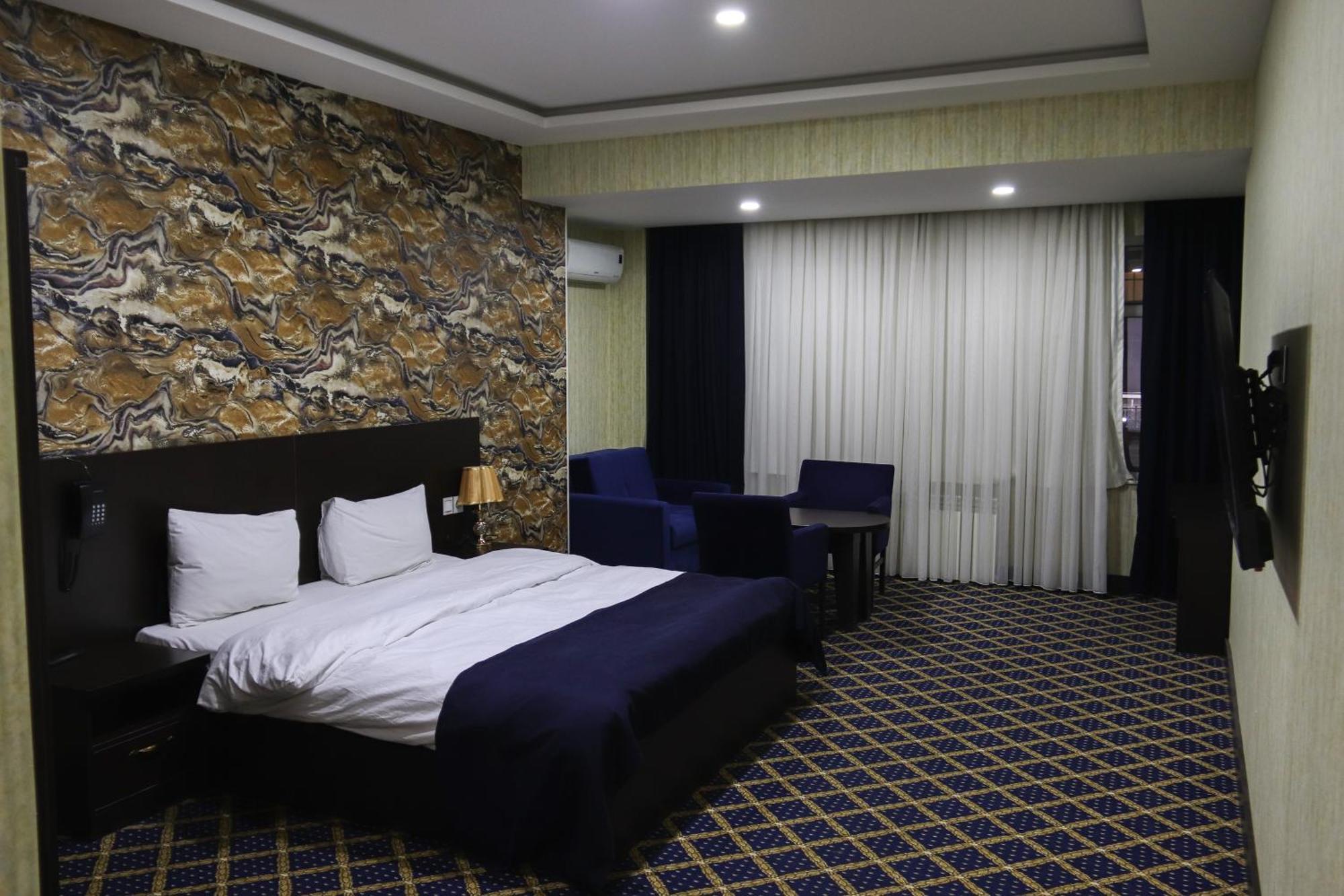 Kristal Inn Hotel Баку Экстерьер фото